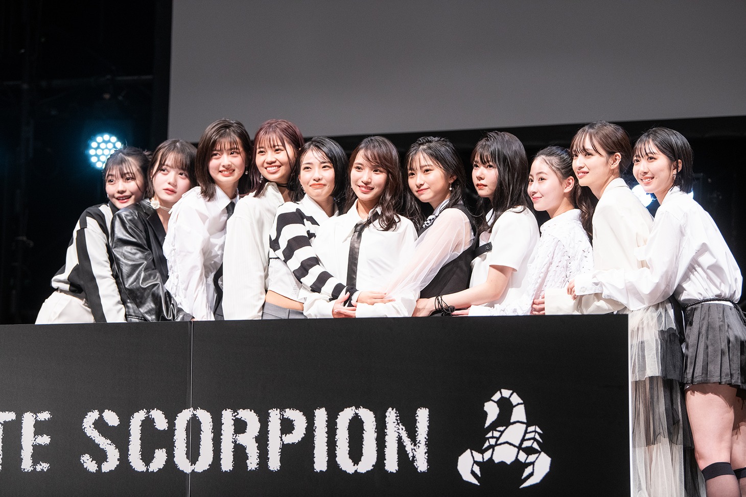 WHITE SCORPION