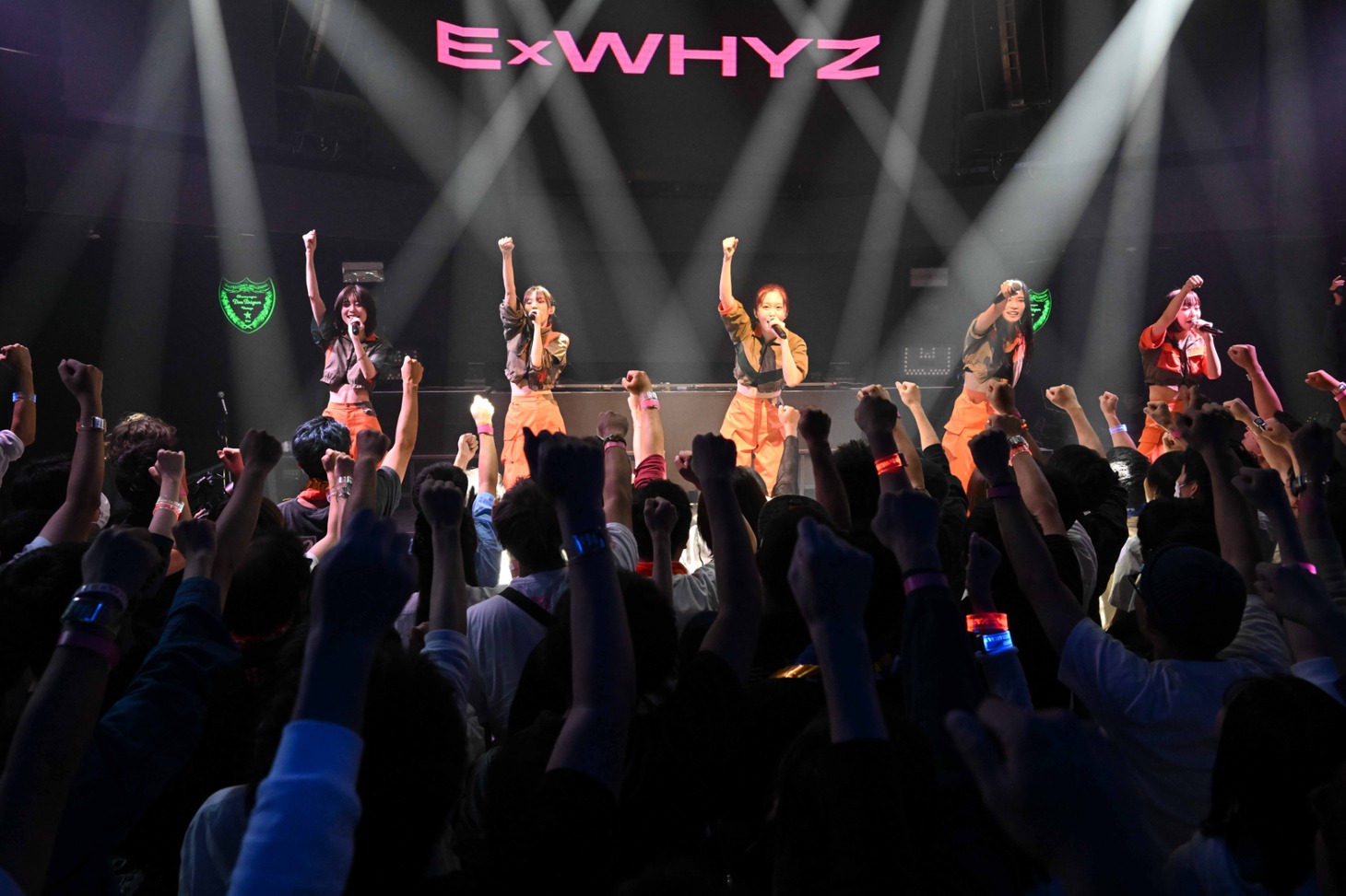 「ExWHYZ presents HOW HIGH? RELEASE PARTY!!!!!」の様子。（写真提供：EMI Records）