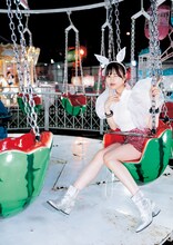 「宇咲1st写真集『usa usa』」掲載カット (c)HIROKAZU / 集英社