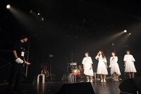 NUANCEにここが異世界ではないことを告げられるオジマアロー（ぎょねこ）。