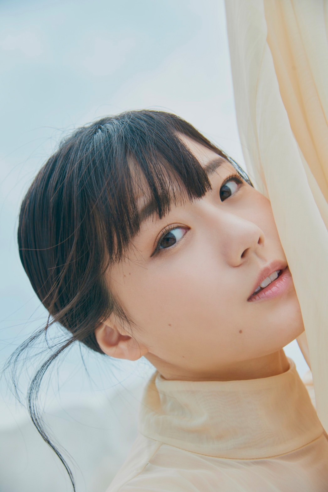 瀧野由美子（STU48）2nd写真集より。