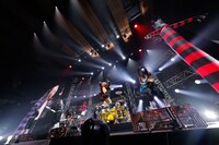 HYDEのライブの様子。（撮影：木村泰之）