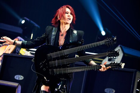 SUGIZO（G, Violin）