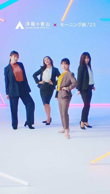 左から譜久村聖、小田さくら、石田亜佑美、生田衣梨奈。