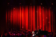 「YOSHIKI CLASSICAL 10th Anniversary World Tour with Orchestra 2023 'REQUIEM'」の様子。