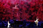 「YOSHIKI CLASSICAL 10th Anniversary World Tour with Orchestra 2023 'REQUIEM'」の様子。