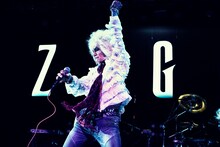 「ZIGGY MORISHIGE,JUICHI 60th ANNIVERSARY LIVE『SO BAD』」の様子。