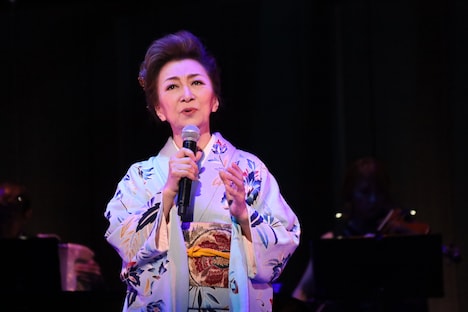 大月みやこ（写真提供：KING RECORDS）