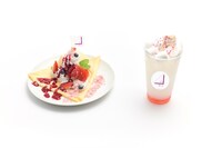 東京・東急歌舞伎町タワー内の新宿カブキhall～歌舞伎横丁で販売されるコラボレーションフードとドリンク。左から櫻ホワイトソーダ、櫻満開！ たっぷり生クリームクレープ。