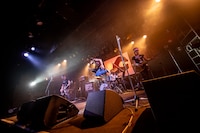 ザ・クロマニヨンズ（撮影：柴田恵理）