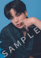 「CanCam」12月号特別版のHMV特典のフォトカードよりユン・ジェヒョク。