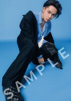 「CanCam」12月号特別版のHMV特典のフォトカードよりチェ・ヒョンソク。