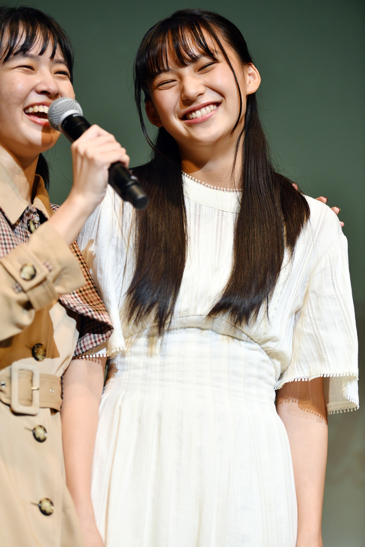 スタプラ研究生 坂井小春 ukka 若菜こはる 生写真 サイン ukkaに新メンバー2人加入、スタプラ研究生の宮沢友＆坂井小春