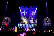 「MOMOIRO CLOVER Z 15th Anniversary Tour『QUEEN OF STAGE』」ファイナル公演の様子。