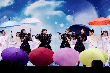 「MOMOIRO CLOVER Z 15th Anniversary Tour『QUEEN OF STAGE』」ファイナル公演の様子。