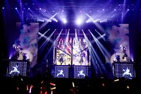 「MOMOIRO CLOVER Z 15th Anniversary Tour『QUEEN OF STAGE』」ファイナル公演の様子。