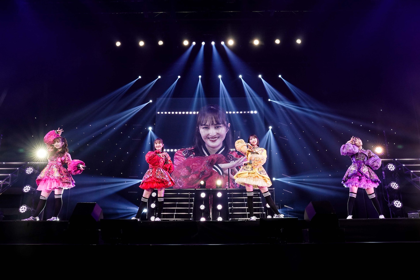 「MOMOIRO CLOVER Z 15th Anniversary Tour『QUEEN OF STAGE』」ファイナル公演の様子。