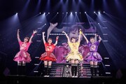 「MOMOIRO CLOVER Z 15th Anniversary Tour『QUEEN OF STAGE』」ファイナル公演の様子。