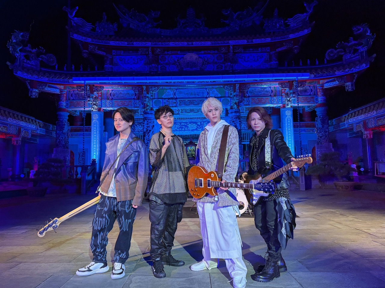 LEEVELLES、ドラマ「トクメイ！警視庁特別会計係」OPテーマ配信＆MV公開