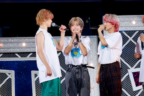 左からFUMINORI、SHOOT、FUMIYA。