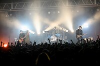 syrup16gのライブの様子。（撮影：古溪一道）