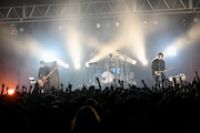 syrup16gのライブの様子。(撮影:古溪一道)