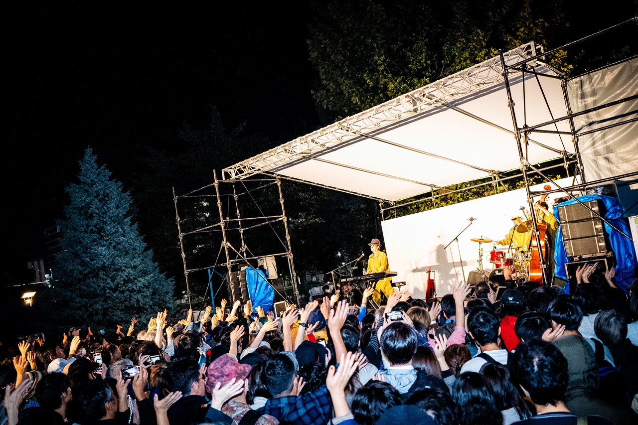 「すみだストリートジャズフェスティバル」出演時のH ZETTRIO。（Photo by Hiroki Nishioka）