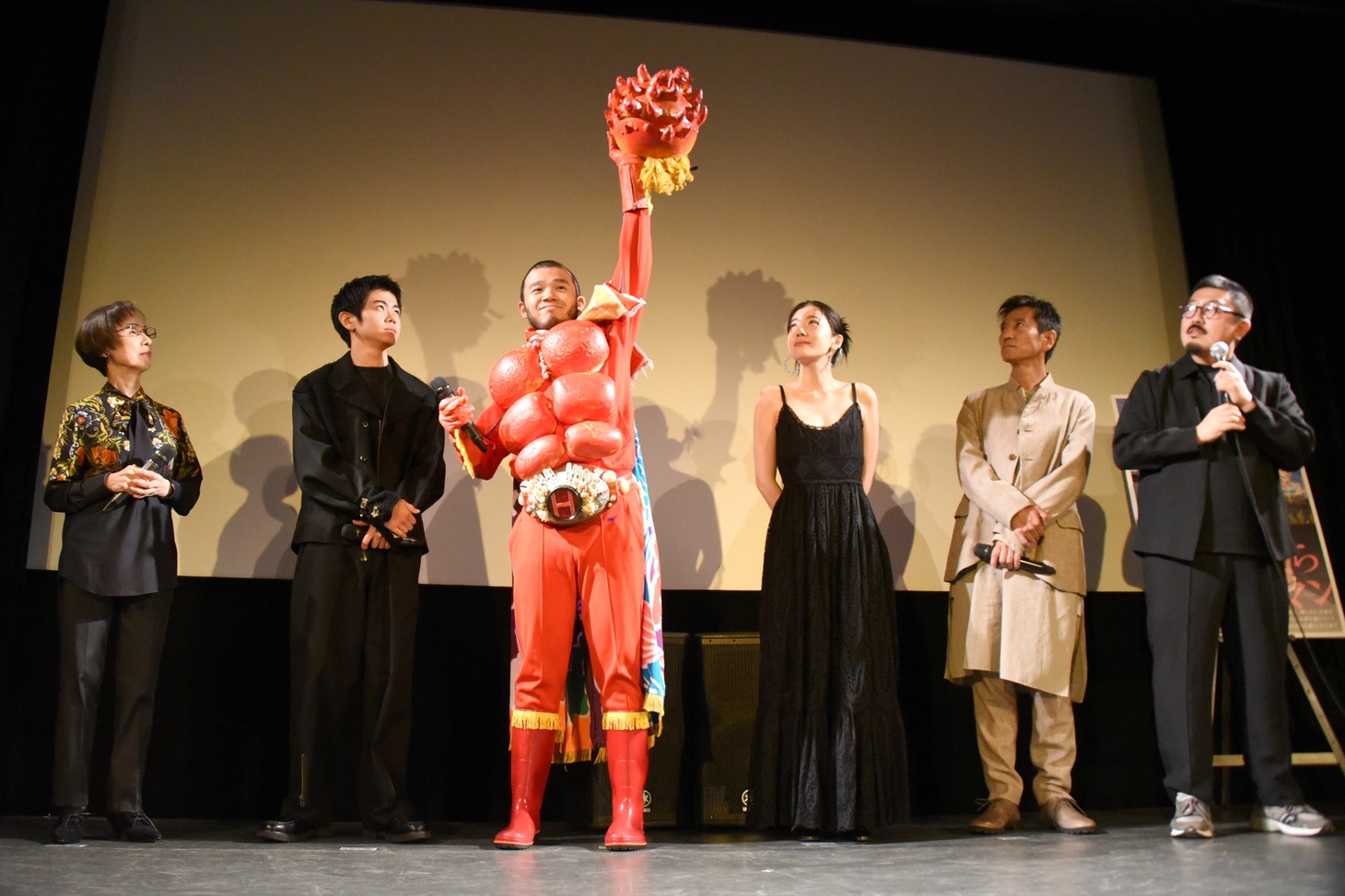「さよなら ほやマン」舞台挨拶の様子。