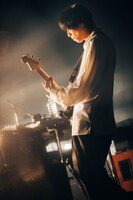 内澤崇仁（Vo, G / androp）（Photo by Kana Tarumi）