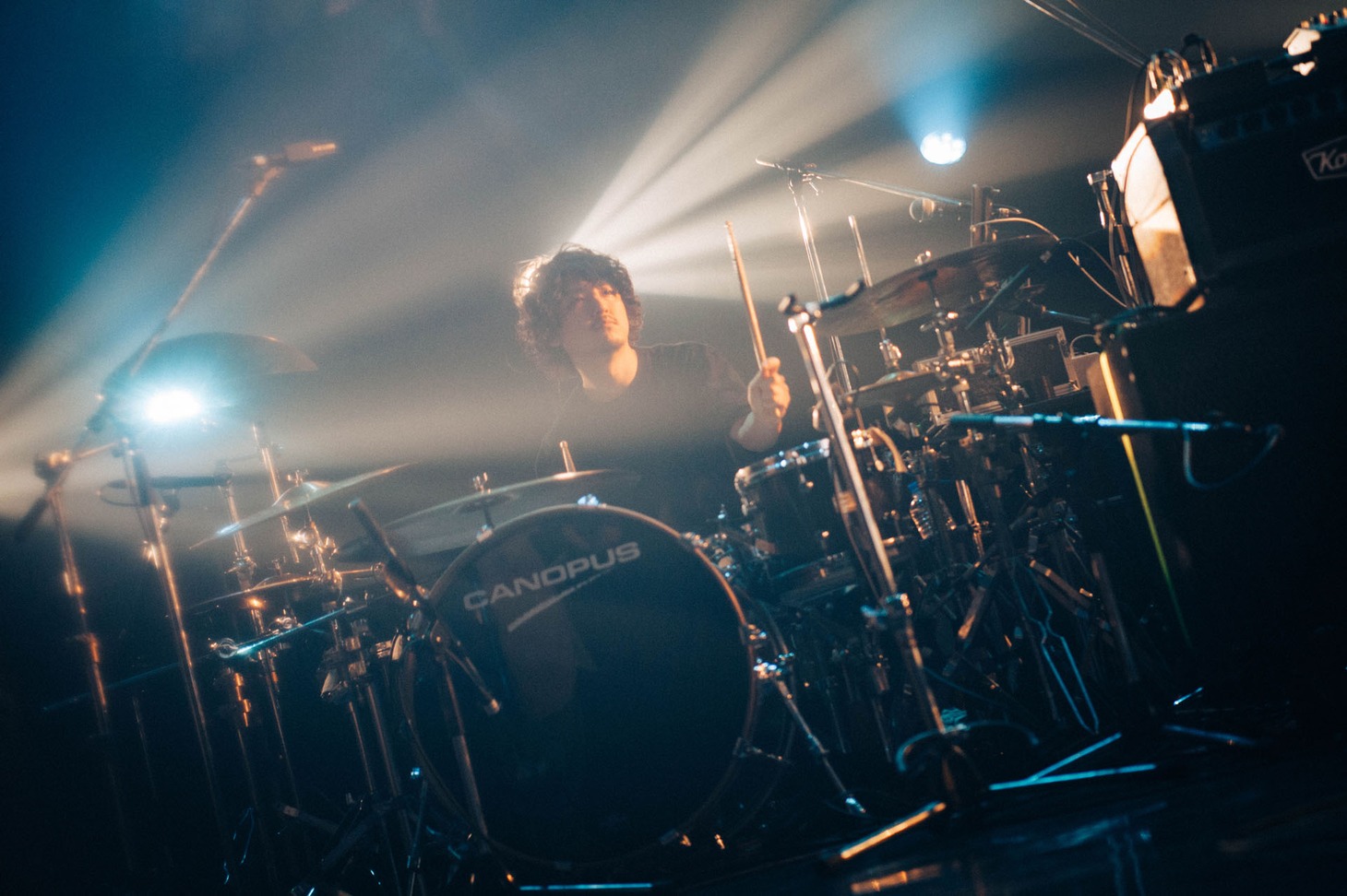 伊藤彬彦（Dr / androp）（Photo by Kana Tarumi）