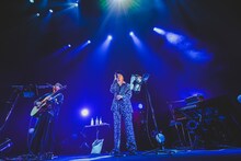 吉田山田「吉田山田14周年記念ライブ～14祭～」の様子。（撮影：白石達也）