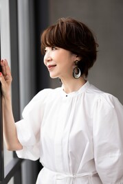 デビュー50周年の伊藤蘭、初のエッセイ集発売　秘蔵写真も多数掲載