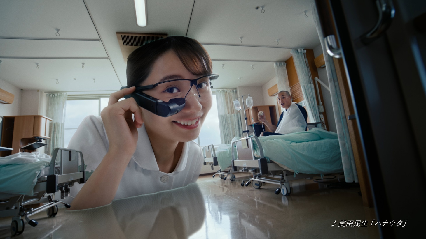 ドコモビジネスCM「ワークスタイル変革」編より。