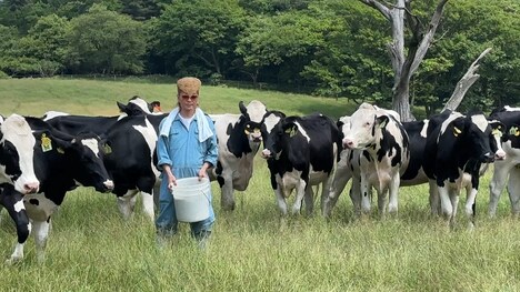 ドコモビジネスCM「地域のスマート化」編のメイキングシーンより。