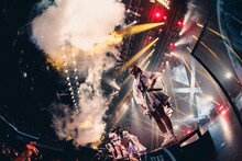 「INUWASI Tokyo Oneman Tour THE FINAL〝 INWS 〟」の様子。（撮影：真島洸）