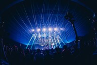 「INUWASI Tokyo Oneman Tour THE FINAL〝 INWS 〟」の様子。（撮影：真島洸）