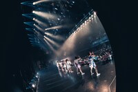 「INUWASI Tokyo Oneman Tour THE FINAL〝 INWS 〟」の様子。（撮影：真島洸）