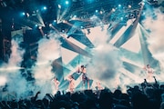 「INUWASI Tokyo Oneman Tour THE FINAL〝 INWS 〟」の様子。(撮影:真島洸)