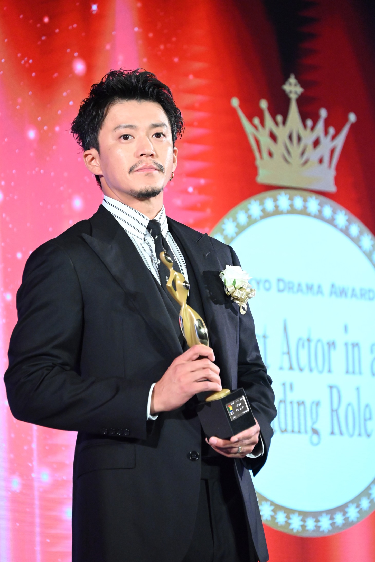 小栗旬