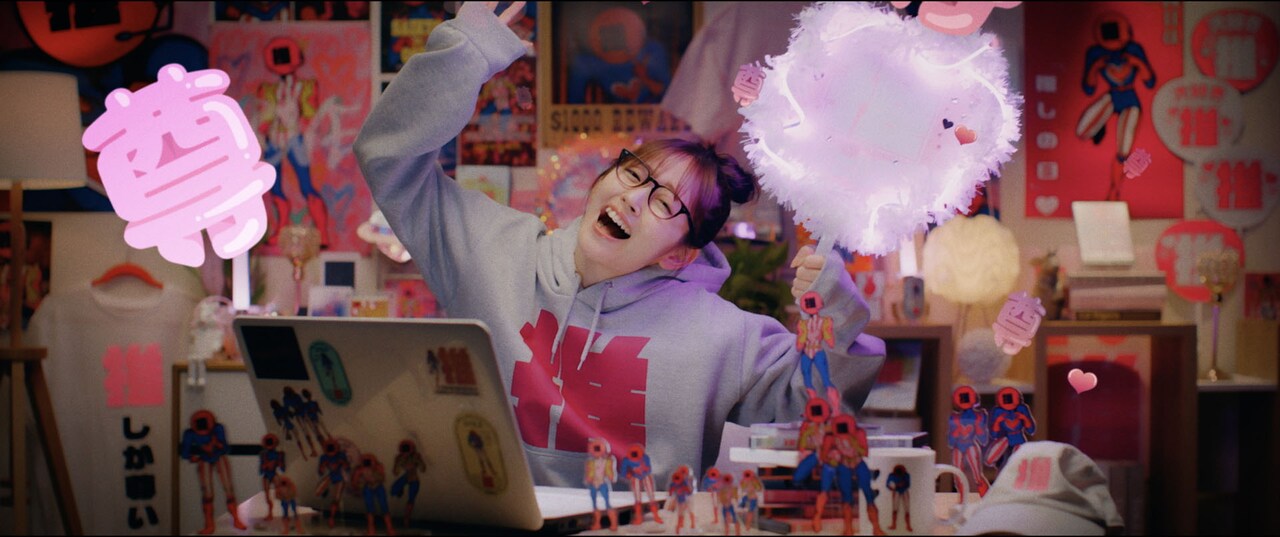 鈴木愛理が推しまくる「最強の推し！」MV