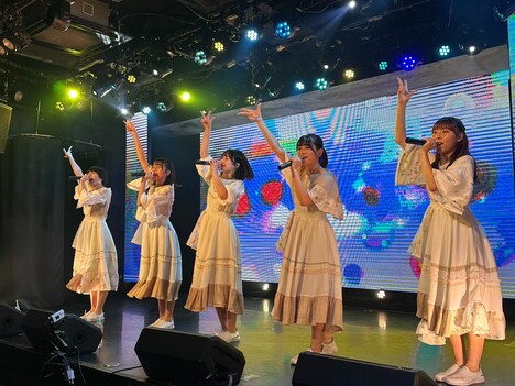 開歌-かいか-の定期公演「四季彩」の様子。（提供：ジ・ズー）