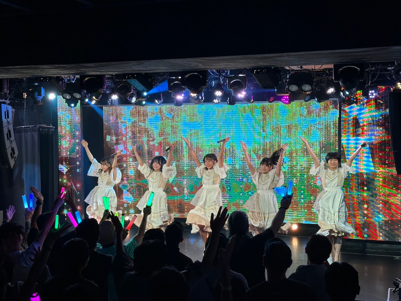 開歌-かいか-新体制初の新曲を初パフォーマンス、塩入冬湖の提供曲「グランドマーチ」