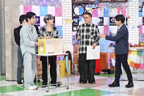 「トレバラ～TREASUREのバラエティ塾～」の様子。(c)テレビ朝日