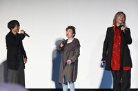 左から中井和哉、田中真弓、藤澤涼架。