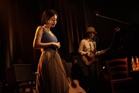 藤原さくら（撮影：上飯坂一）