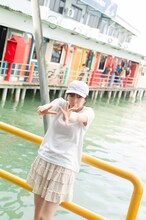 「中山莉子の2nd写真集。」より。(c)KADOKAWA（撮影：細居幸次郎）