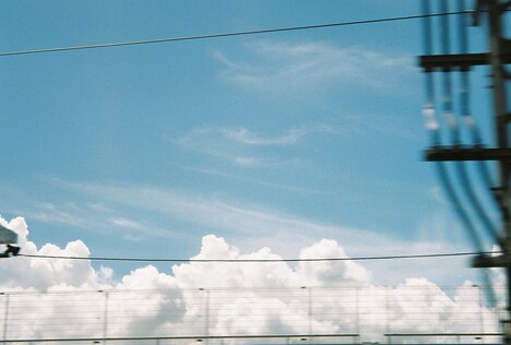 「長野凌大フォト＆エッセイ『私』」より。