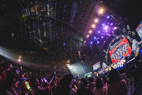 「FRUITS ZIPPER JAPAN TOUR 2023 -AUTUMN-」最終公演の様子。