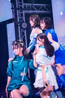 selfishのデビューライブの様子。（撮影：周二郎）