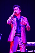 TAKE（Vo）（撮影：高田真希子）